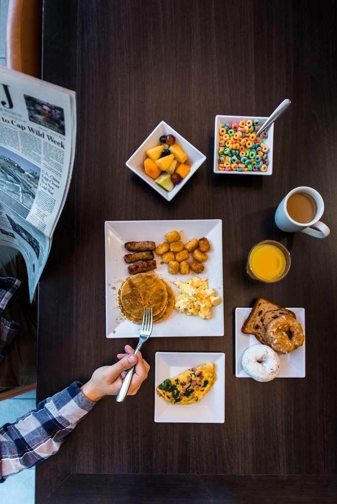 Hyatt House Houston Medical Center Hotel Restaurant photo